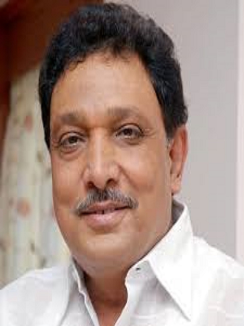 Shri M Krishnappa